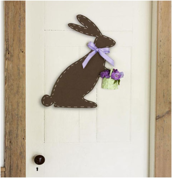 A Felt Bunny Door Decor