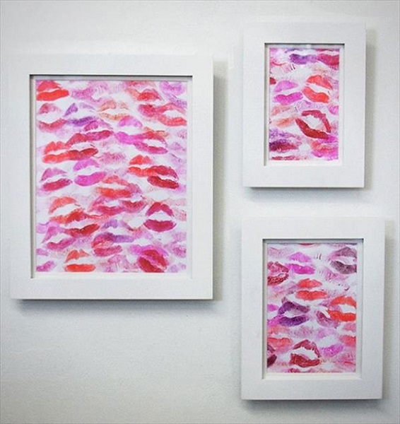 DIY Printed Lips Wall Art