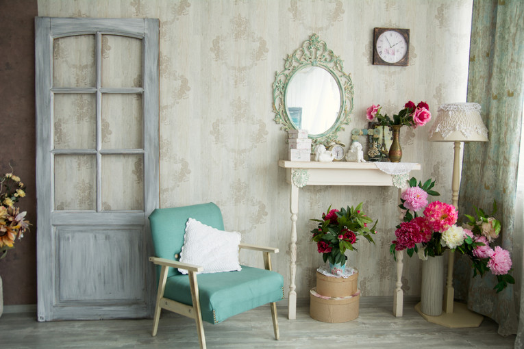 16 Ideas of Vintage Wall Decor, Which Will Add Incredible Charm to ...